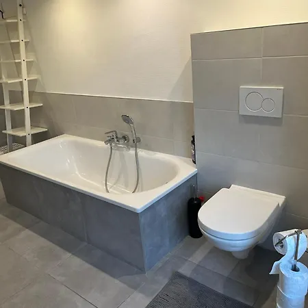 Casa Andrea Δωμάτια σε οικογενειακή κατοικία St. Vith