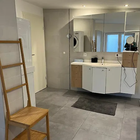 Δωμάτια σε οικογενειακή κατοικία Casa Andrea *